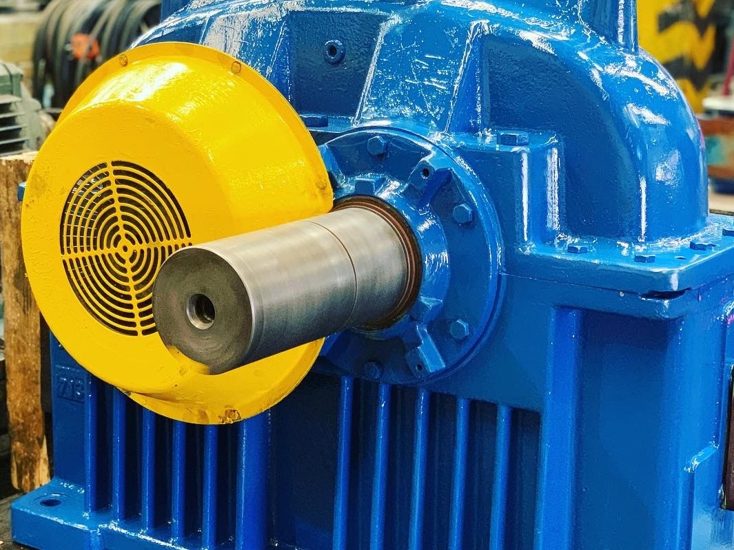 Reductores y Motoreductores a Engranajes